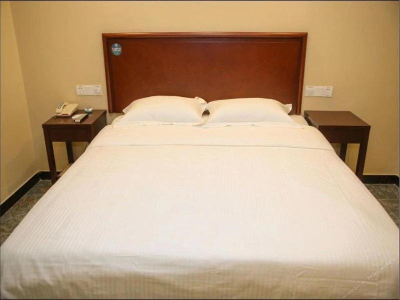Greentree Inn Jiangsu Zhenjiang Dingmao Industrial Park Wode Square Express Hotel Luaran gambar