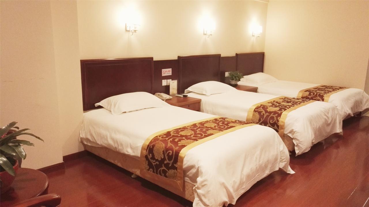 Greentree Inn Jiangsu Zhenjiang Dingmao Industrial Park Wode Square Express Hotel Luaran gambar